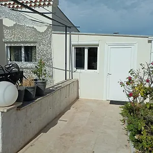 https://villa-appartement-dans-a.aixenprovencehotels.org