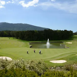 Hotell Chateau Et Golf De Taulane