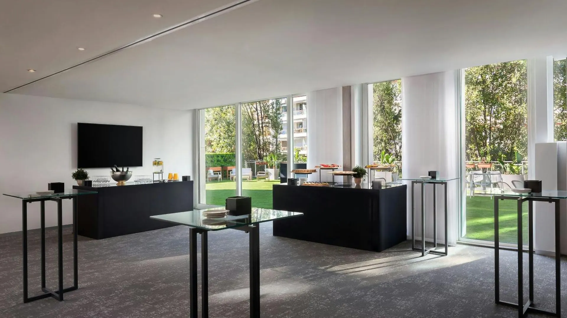 Jw Marriott Канны Франция
