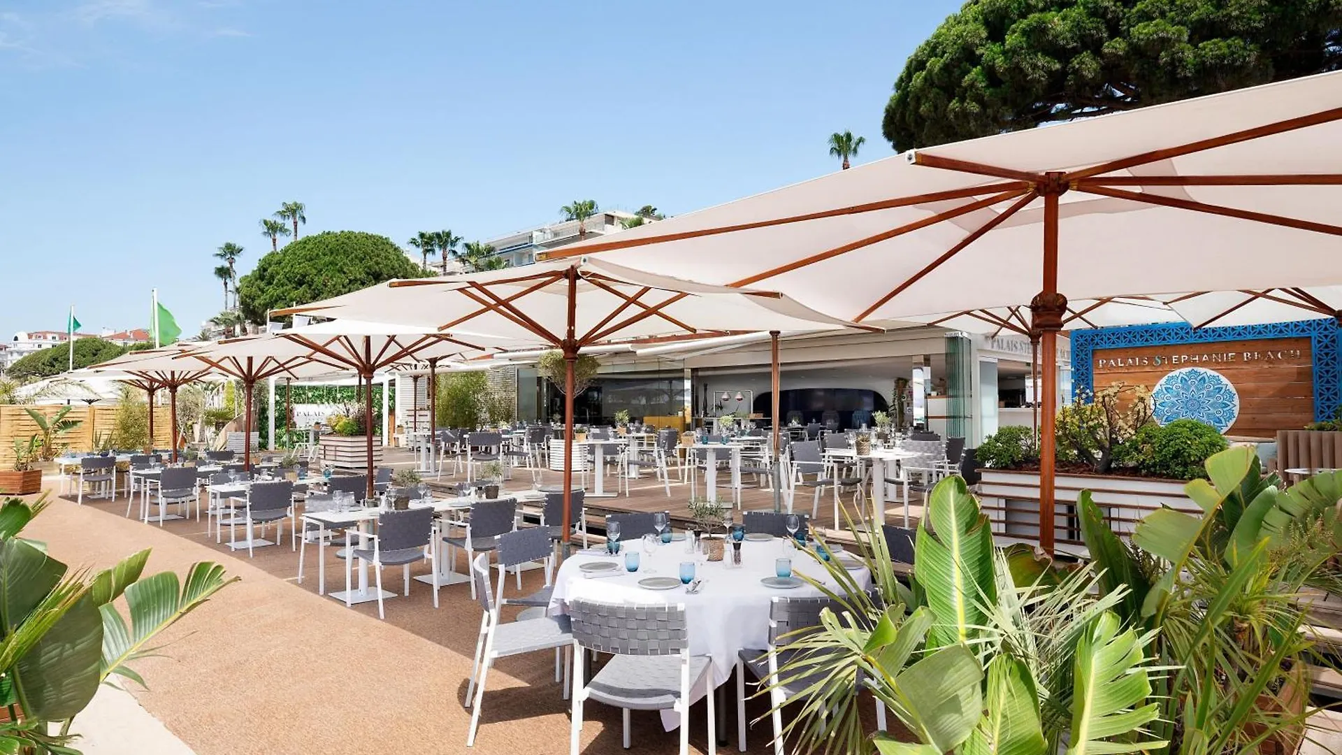JW Marriott Cannes 5*,  Francia